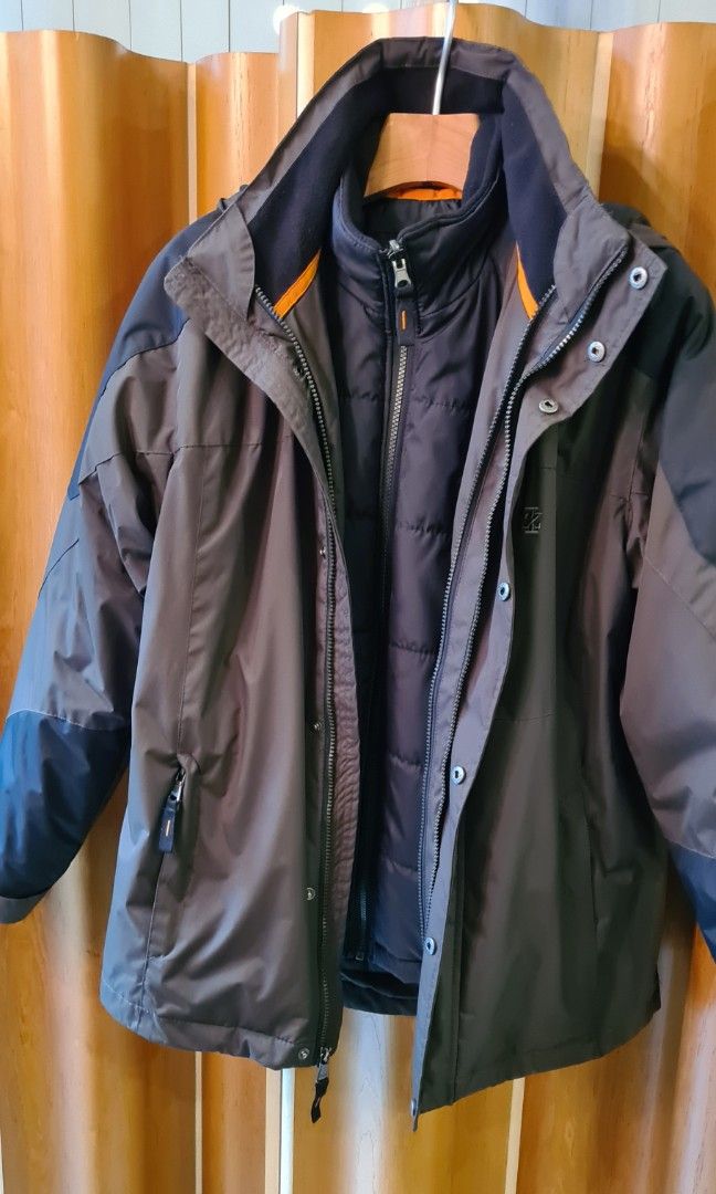 Men's layered sales jacket with hood