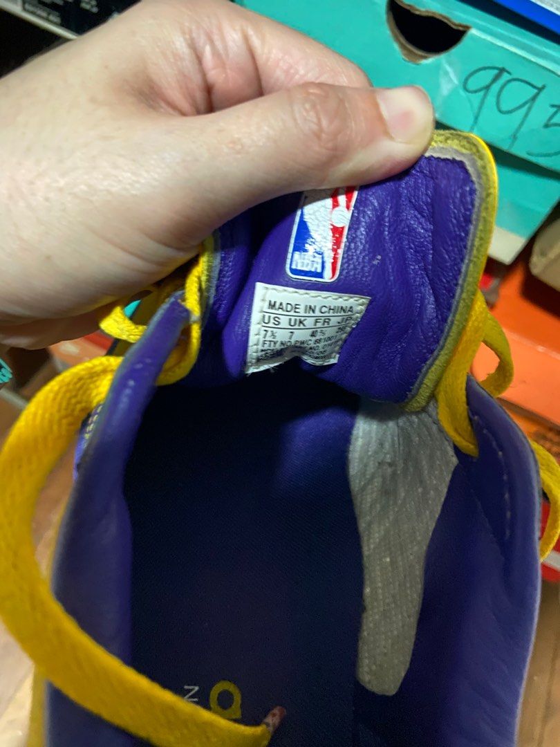 adidas lakers shoes