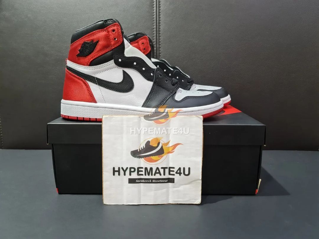 Nike air jordan 1 hot sale satin black toe womens