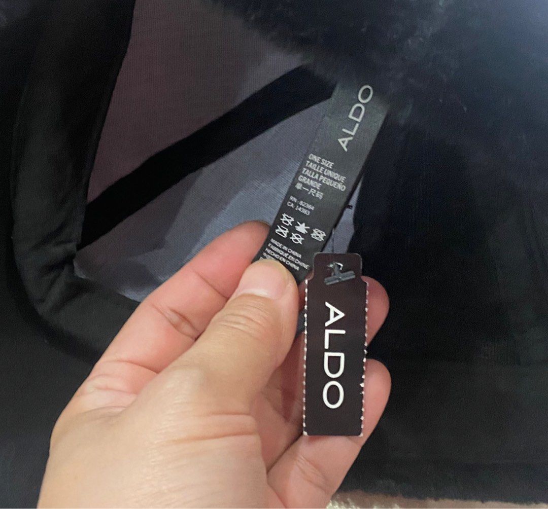 Aldo cap top