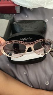(Category: ) located in . Submitted by lamujer_apparels (Listing ID 1244667917, Image 1). Description: .