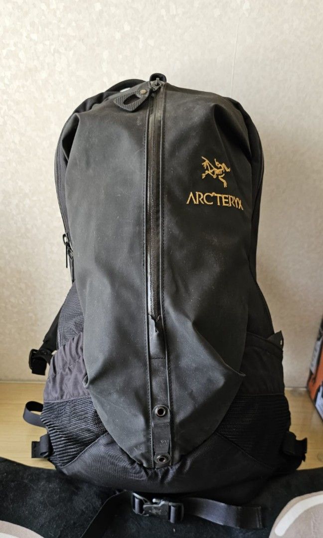 Arcteryx Backpack 背囊（不死鳥）, 名牌, 手袋及銀包- Carousell