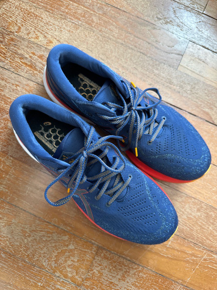 Asics Running Shoe, Men's Fashion, Footwear, Sneakers on Carousell