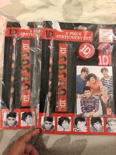 Authentic New One Direction set from UK