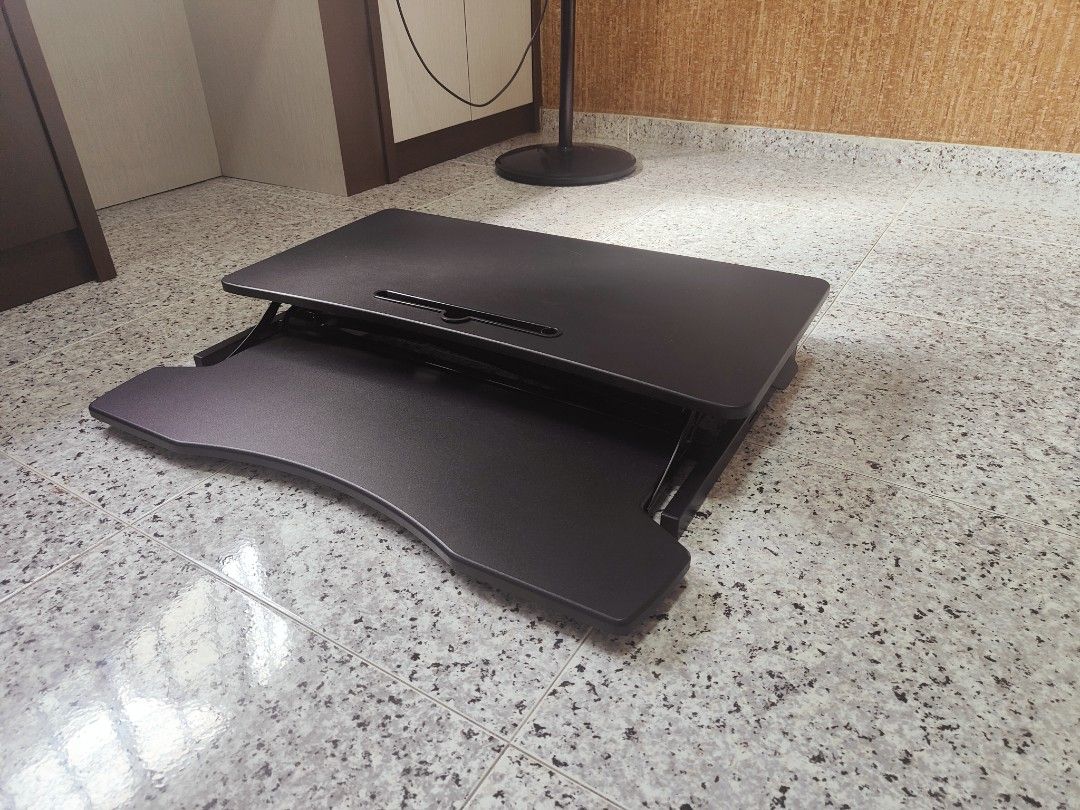 Auto Adjustable Hydraulic Table Sitting & Standing Position, Furniture ...