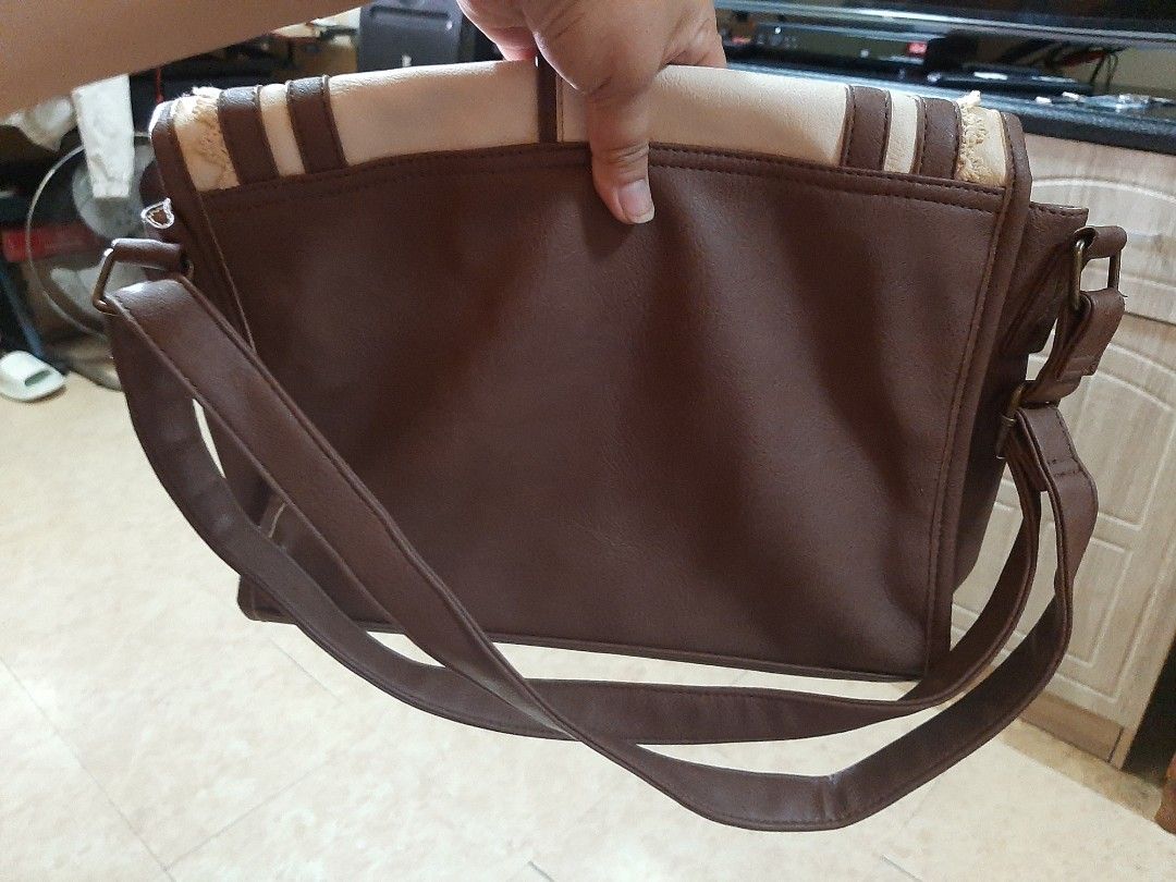 AXES FEMME SHOULDER / BODY BAG, Women's Fashion, Bags & Wallets, Cross