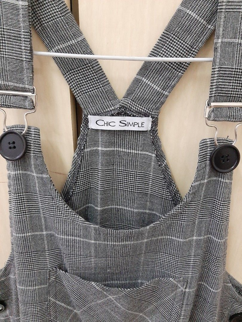 Baju jumpsuit abu korea merek Chic Simple on Carousell