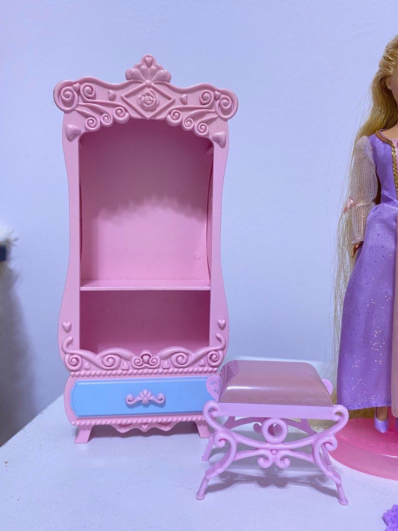 Barbie Mini Kingdom: Rapunzel with Penelope Swan Lake's Odette Cabinet   Hairbrush, Hobbies  Toys, Toys  Games on Carousell