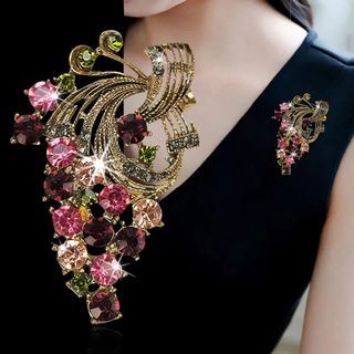 Beautiful flower brooch