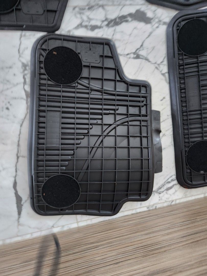 Brand New BMW G30 Floor Mats full set, Car Accessories, Accessories on