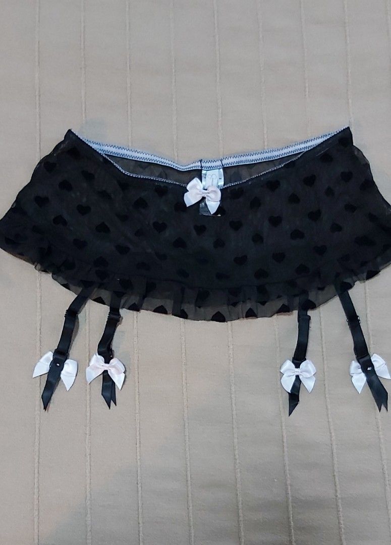 Brand new without tags Jessica Simpson lace garter suspenders for