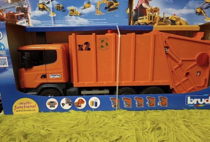 Bruder 03560 on sale