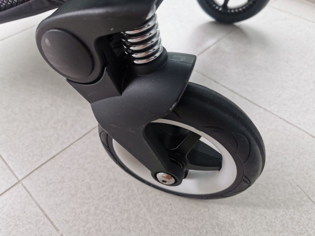 Bugaboo bee front wheels shaking new arrivals