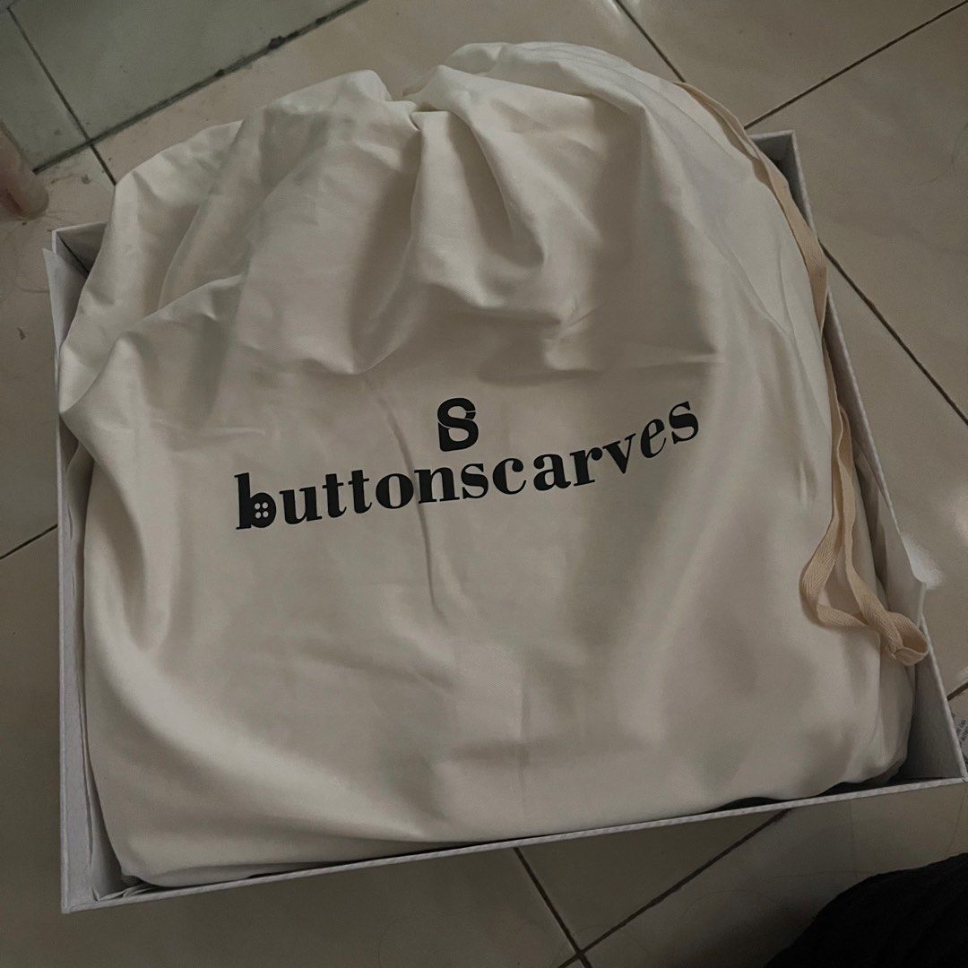 Buttonscarves tote bag, Fesyen Wanita, Tas & Dompet di Carousell
