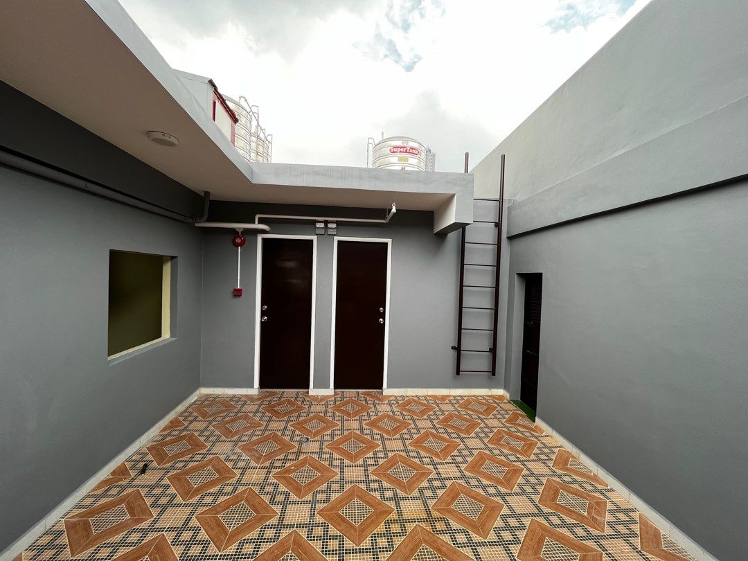 Cadena de Amor Apartments (Category: Room Rentals) located in Makati City. Submitted by jake3528 (Listing ID 1244742640, Image 2). Description: Newly constructed studio units; walking distance to BGC; own elec & water submeters; for working ladies and gents; at least 1 yr contract.