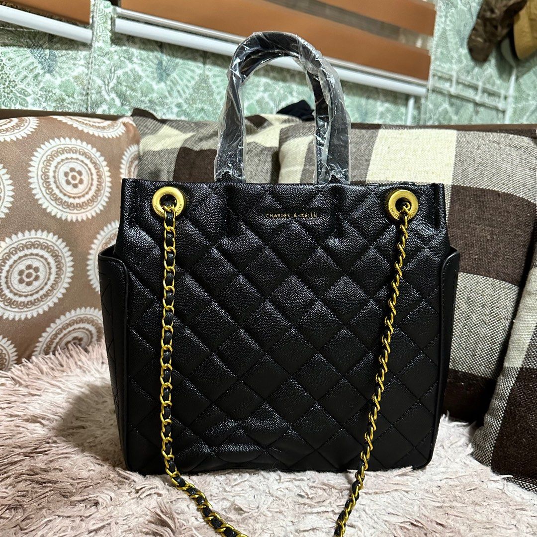 CLN Kiarra Tote Bag (Selling), Women's Fashion, Bags & Wallets, Tote Bags  on Carousell