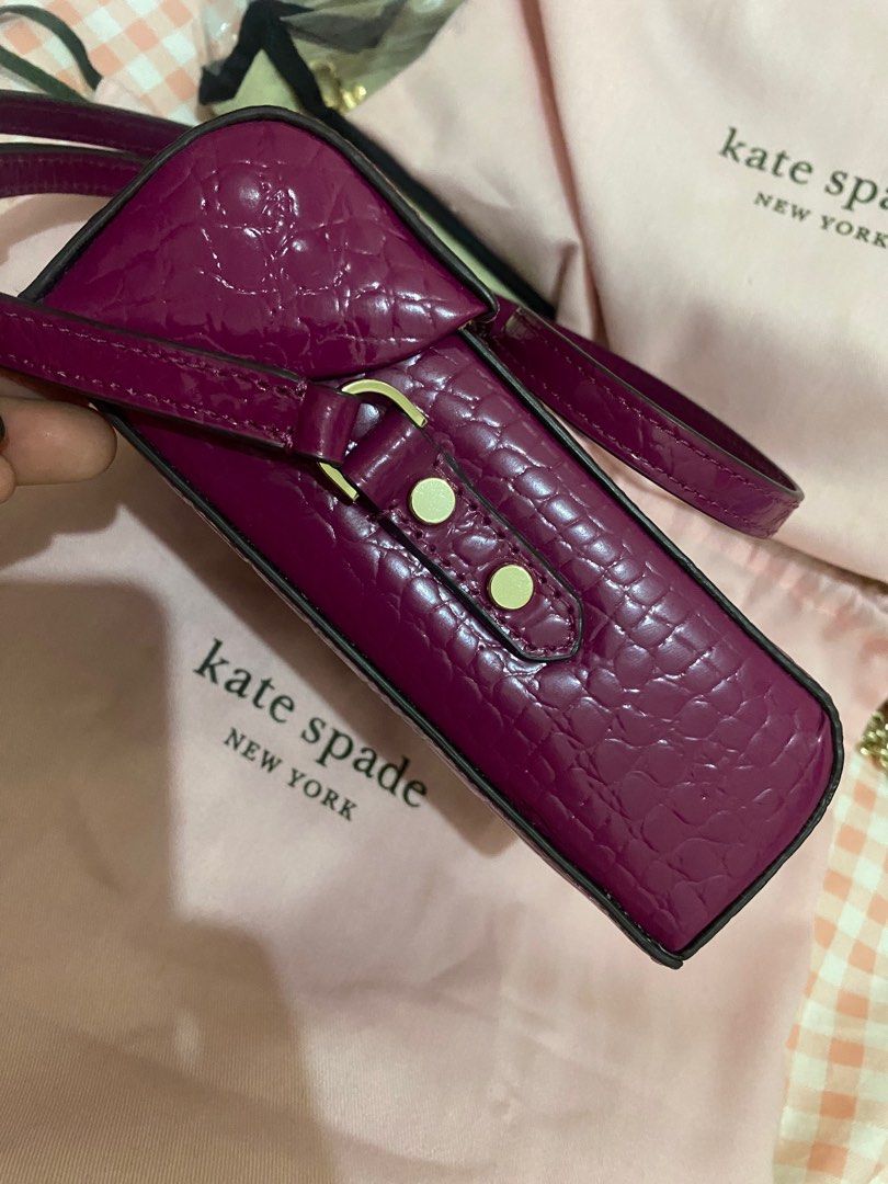 Cleo Croc Kate Spade Bag (berryblitz) (Category: Luxury Bags & Wallets) located in Makati City. Submitted by milyamyles (Listing ID 1244666808, Image 3). Description: Cleo Croc Vanity Bag Kate Spade -Vanity or camera bag. soft, shiny croc-embossed italian leather—it looks extra pretty when it catches the light. With magnetic snap flap closure and you’ll find it’s just as functional as it is beautiful. the microsuede-lined interior has room for yo