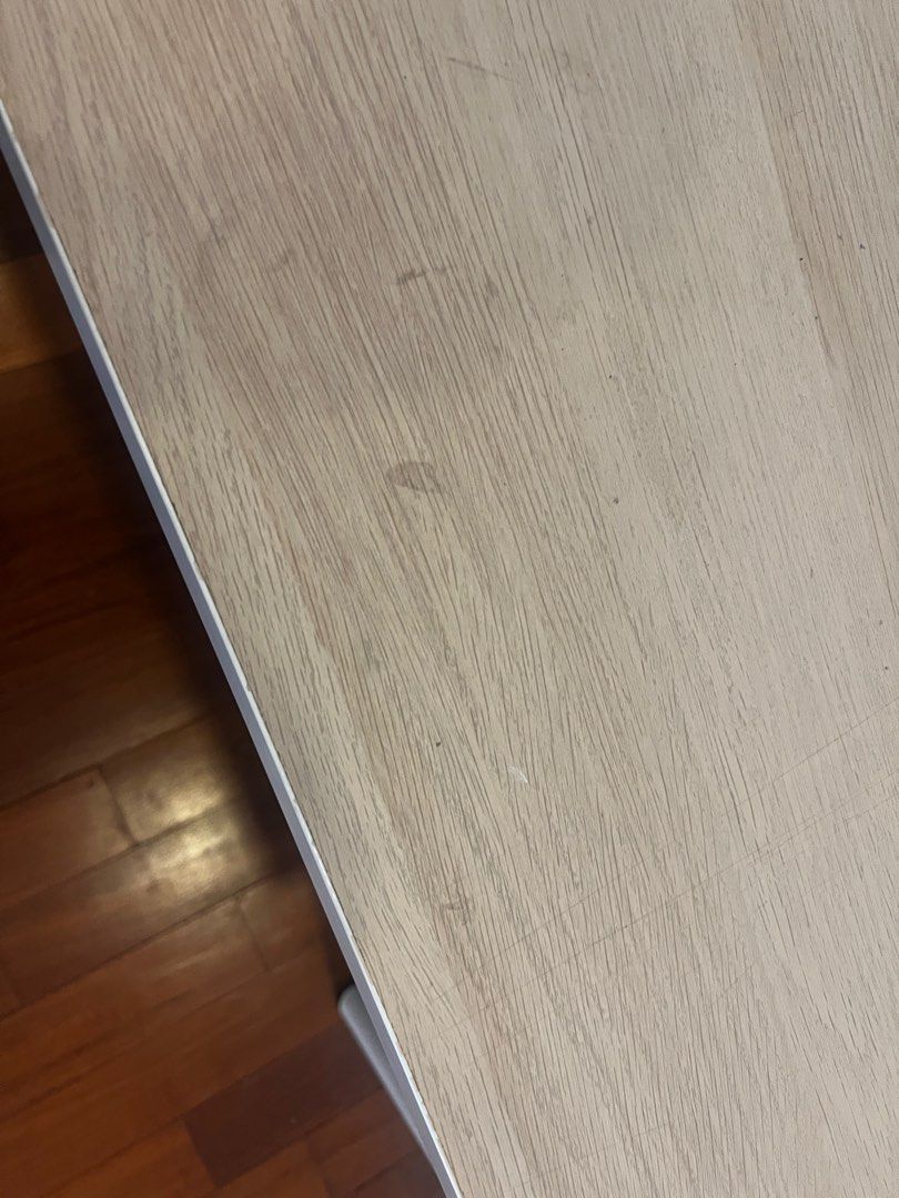 Computer desk pickup until Tuesday, Furniture & Home Living, Furniture