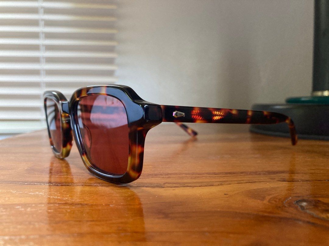 Crap Eye Wear the heavy tropix (Category: Sunglasses & Eyewear) located in Agoo. Submitted by toastedcucumber (Listing ID 1244779324, Image 2). Description: frame color: deep rose cr-39 brand new complete.