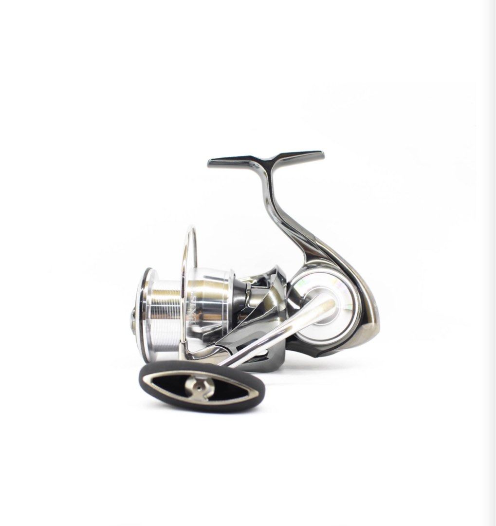 Daiwa Reel Spinning 22 Exist LT 4000-XH, Sports Equipment, Fishing 