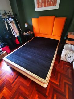 (Category: ) located in . Submitted by jolienad (Listing ID 1244849515, Image 1). Description: .