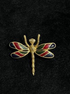 Dragonfly brooch