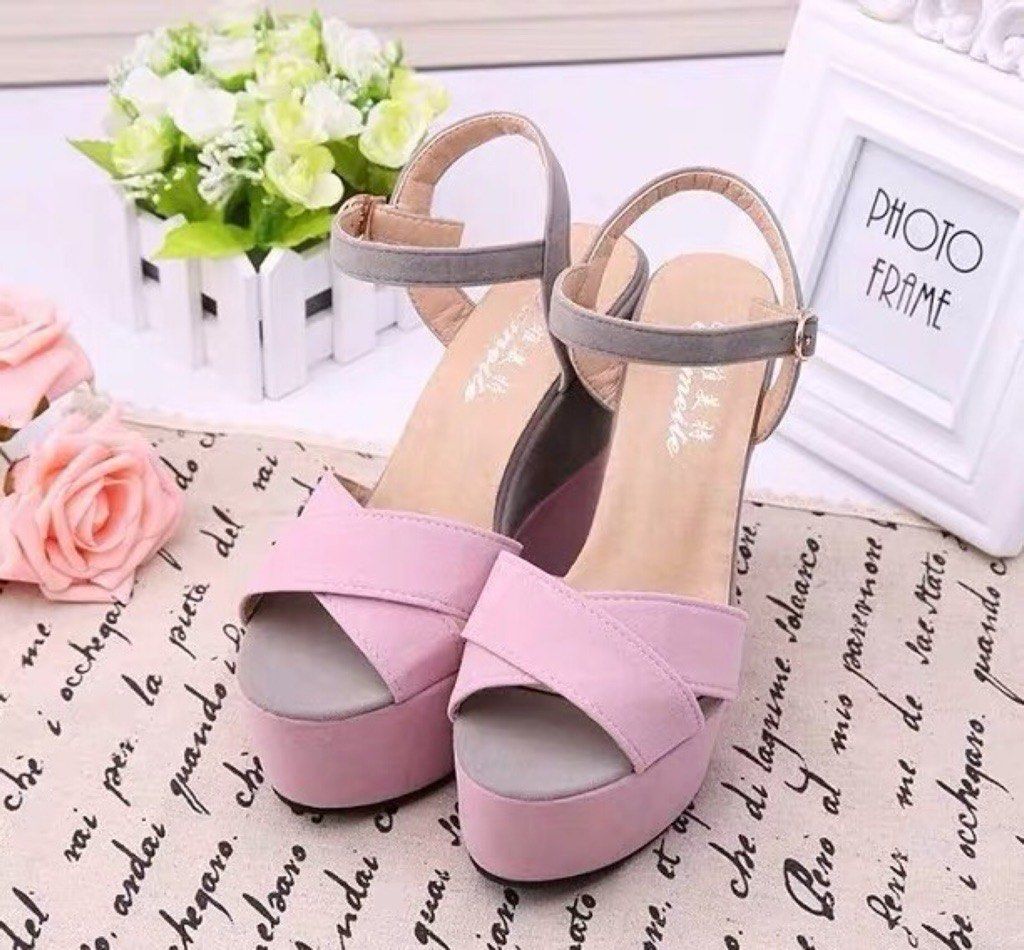 Elegant wedge on sale sandals