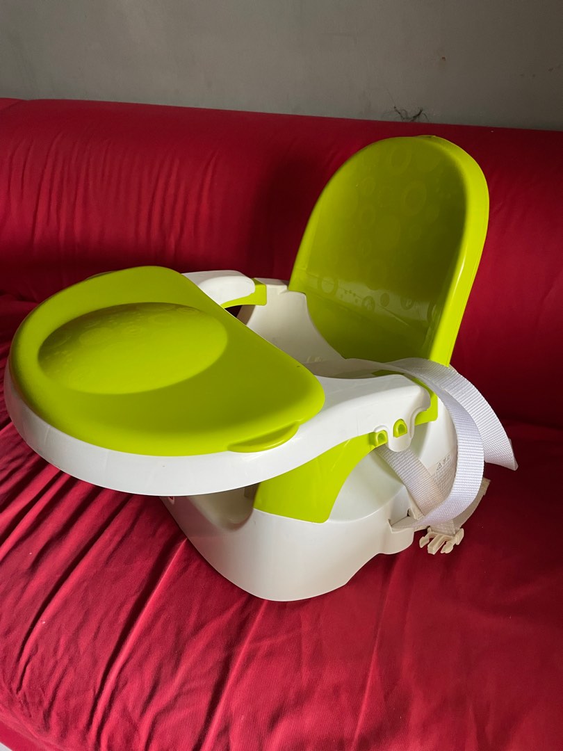 Fisher price clean n go outlet booster