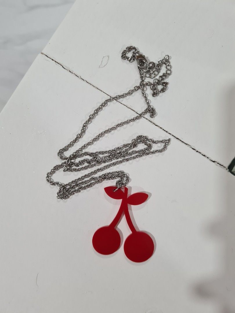 Cherry necklace forever 21 sale