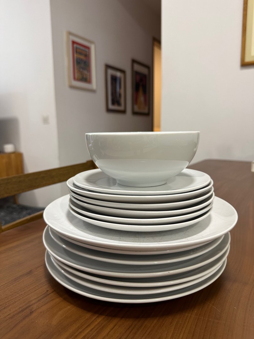 Free IKEA plates, Furniture & Home Living, Kitchenware & Tableware