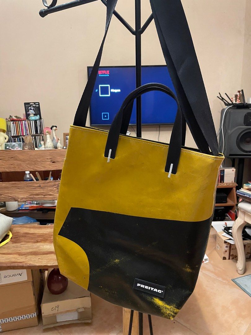 Freitag shopping bag store