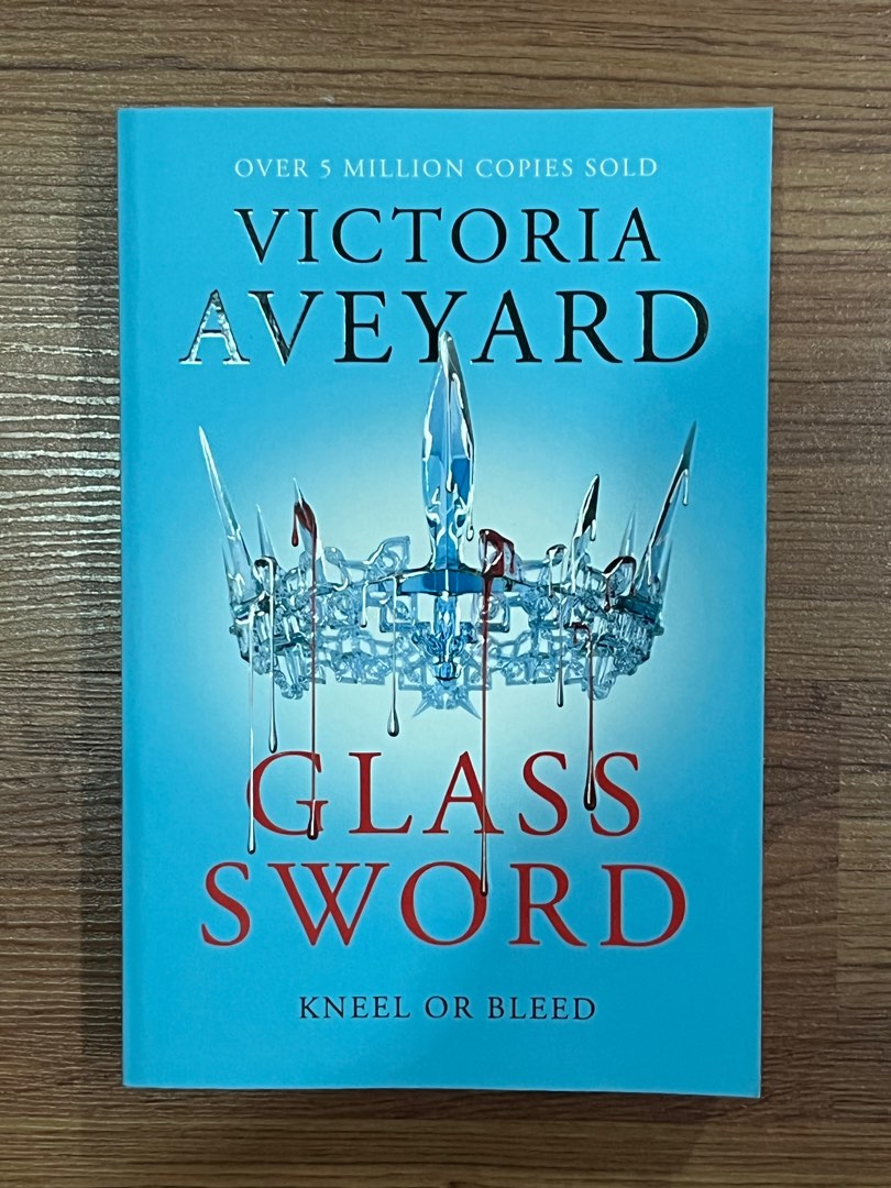 Glass Sword ( Red Queen 2 ) by Victoria Aveyard, Hobbies & Toys, Books