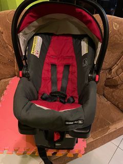 Graco Car Seat for Newborn to 6mos