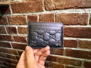 Gucci Gucci Signature Leather Wallet