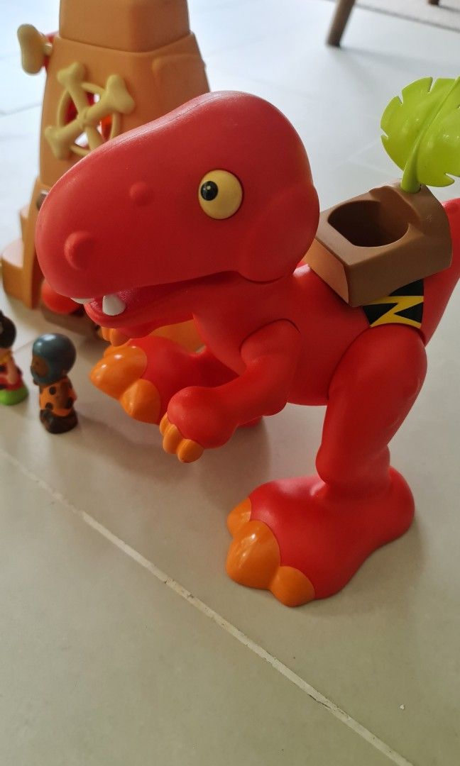 Happyland dino playset deals