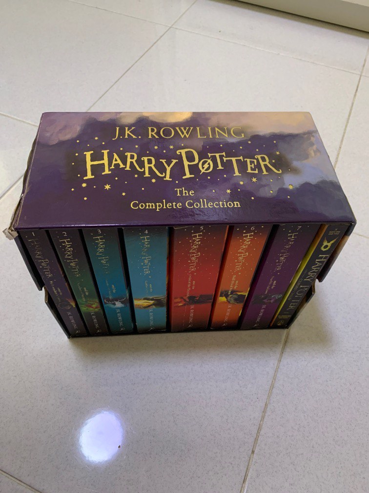 Harry Potter books boxed set, Hobbies & Toys, Books & Magazines
