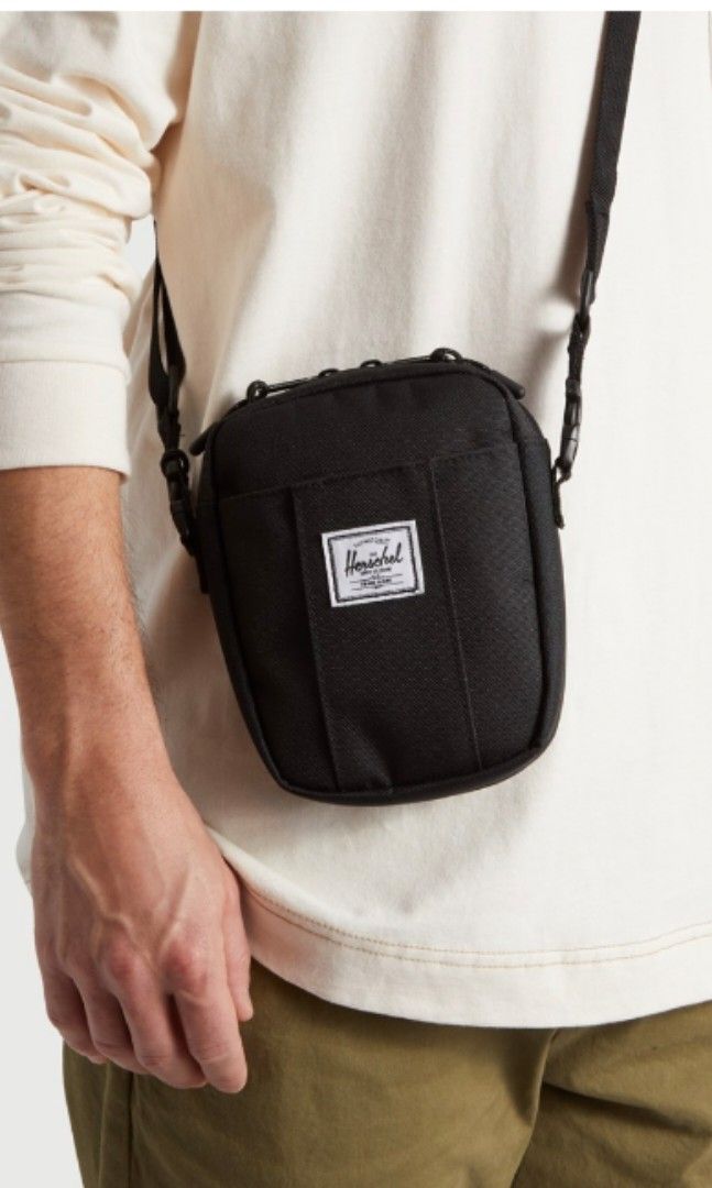 Herschel crossbody bag best sale men's