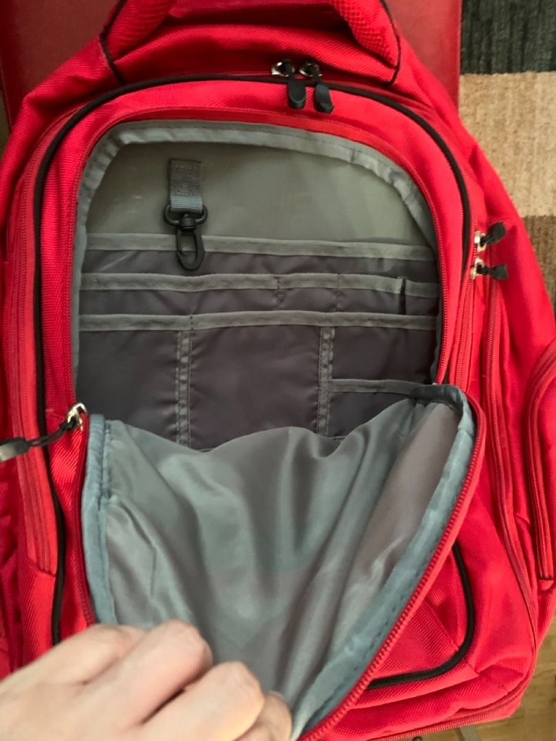 High Sierra Wheeled Backpack Luggage, Hobbies & Toys, Travel, Luggage