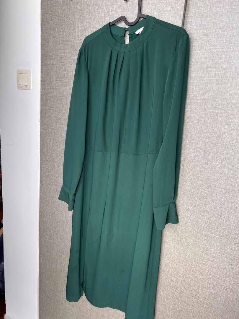 H&m emerald sale green dress