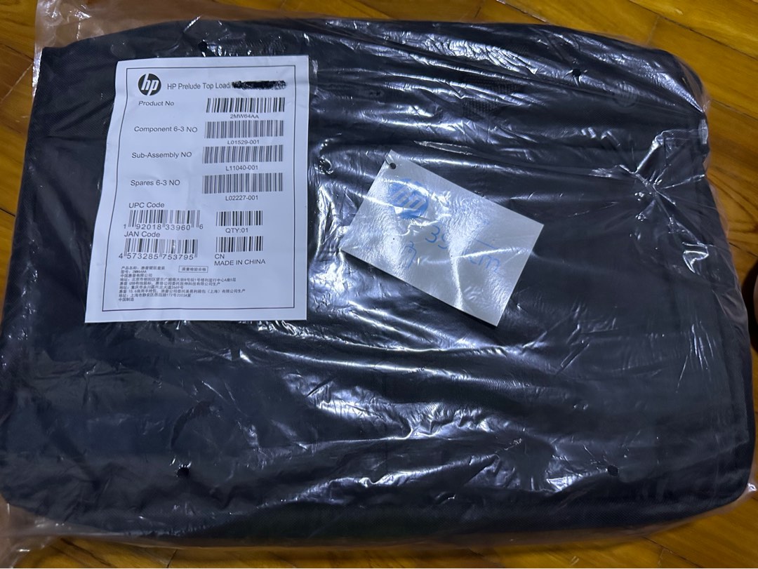 HP 15.6 Prelude top load, Computers & Tech, Parts & Accessories, Laptop ...