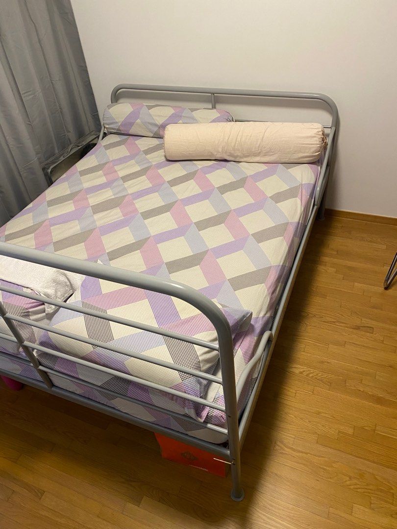 Ikea logga hotsell bed frame