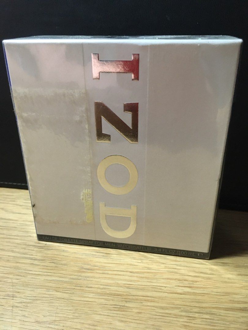 Izod EDT For Men (Category: Fragrance & Deodorants) located in Pasig City. Submitted by koolspud (Listing ID 1244668362, Image 1). Description: Sealed but plastic with markings. 100 mL.