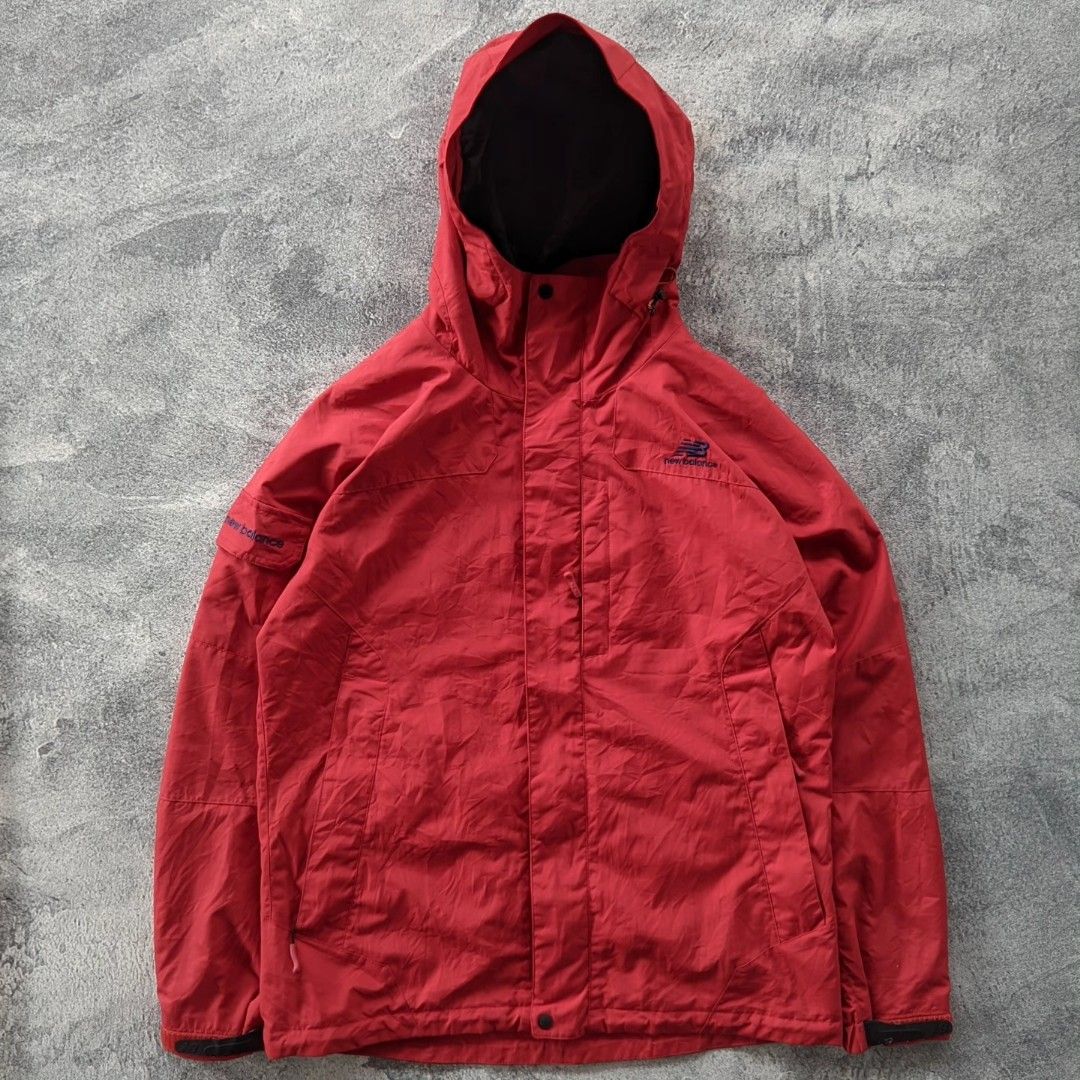 JAKET OUTDOOR NB NEW BALANCE SAKU SAMPING GROPCORE