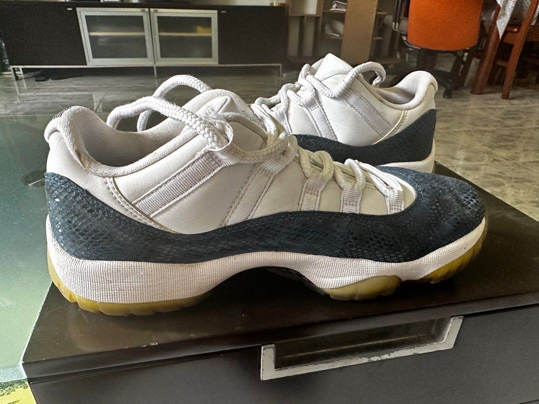 Jordan 11 snakeskin 2001 discount