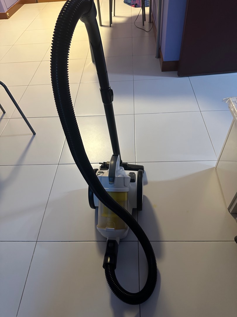 Karcher VC3 Premium Plus, Furniture & Home Living, Cleaning & Homecare ...