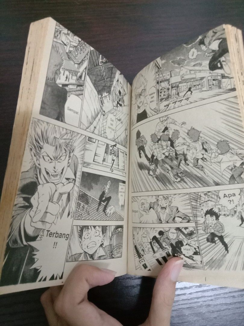 Komik Eyeshield 21 Vol. 1 Vol. 5 Set Comic, Hobbies & Toys, Books