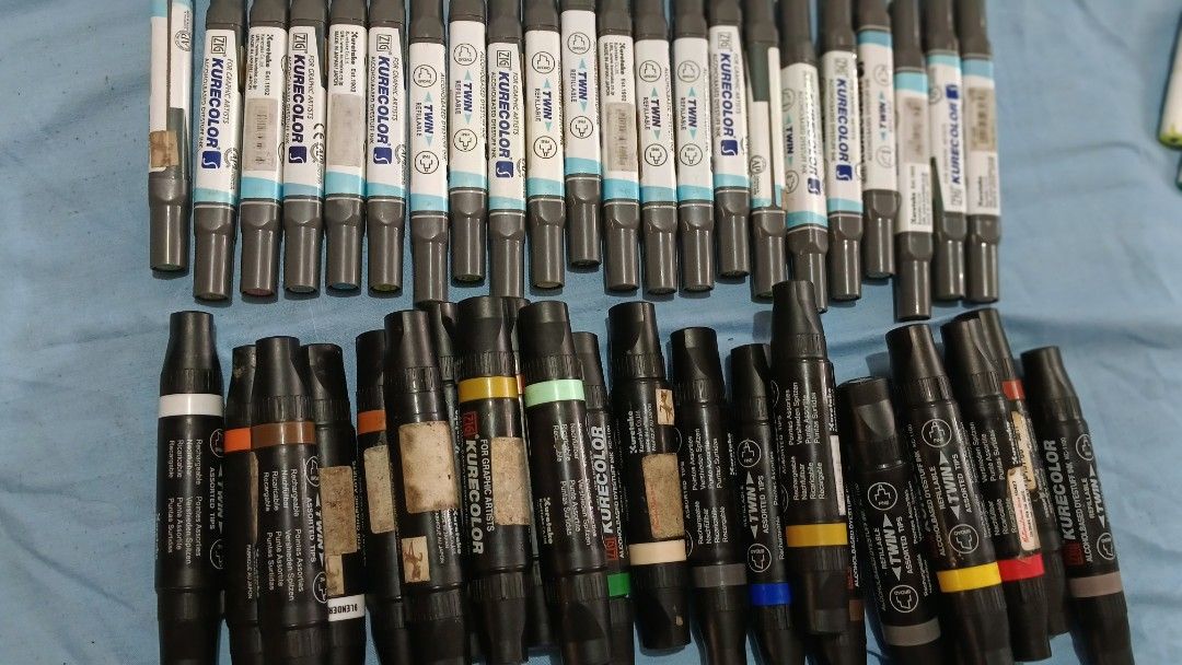 Kurecolor Markers 44Pcs FREE BAG (Category: Craft Supplies & Tools) located in Quezon City. Submitted by xiaociaos (Listing ID 1244733547, Image 1). Description: Kurecolor Markers 44 total pcs (21 pcs almost new) FREE BAG Few free brandless markers Colors are very fit for architecture & landscape rendering. RFS: prefer watercolor for rendering.