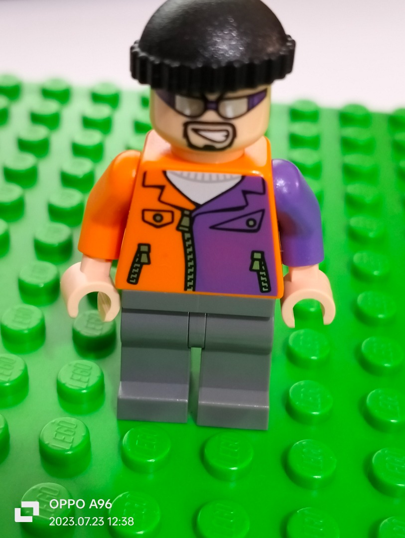 Two face minifigure shop