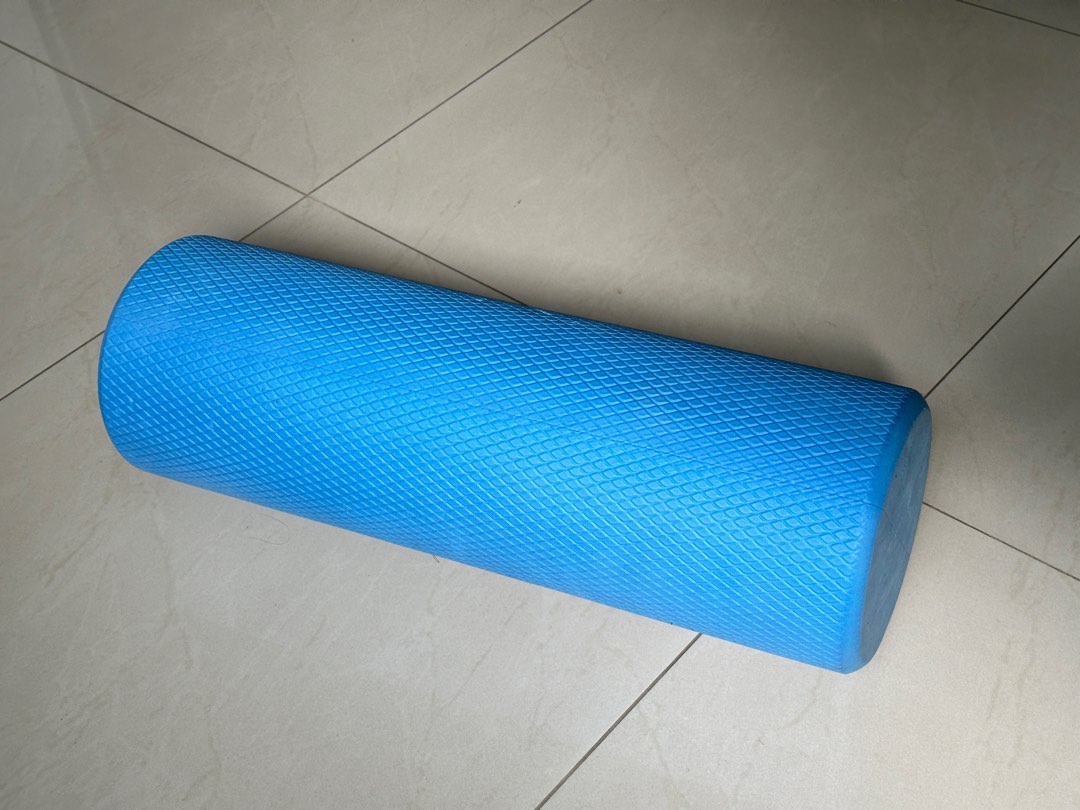 Long and extra wide foam roller