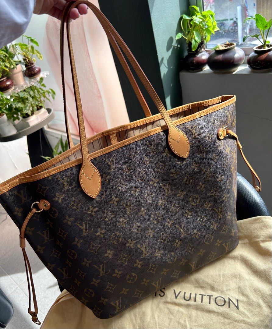 Louis Vuitton Neverfull MM Monogram Fabric Dark Brown GHW